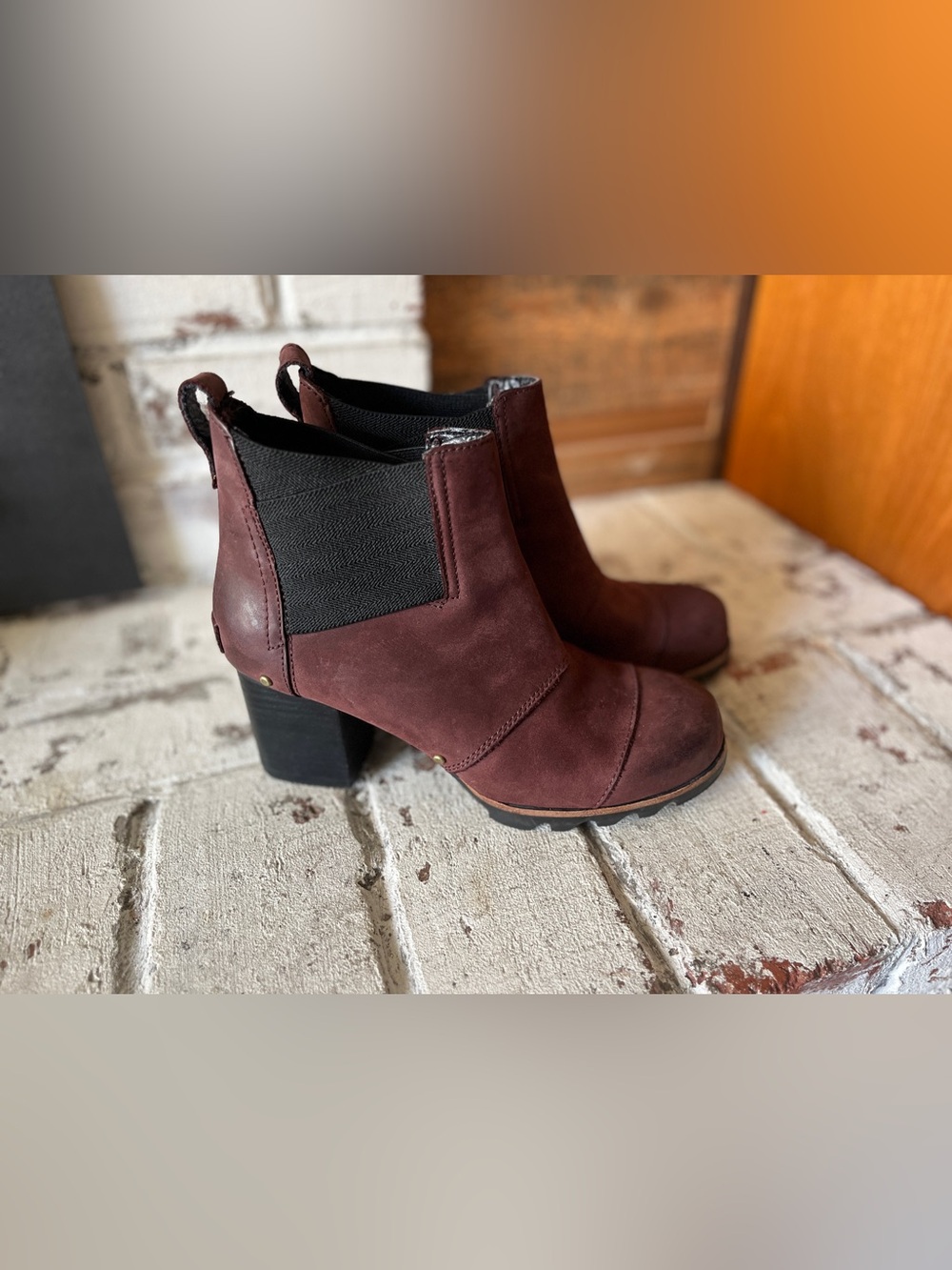 Sorel Addington Heeled Chelsea Boots size 7 new